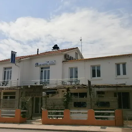 Blue Hotel-3