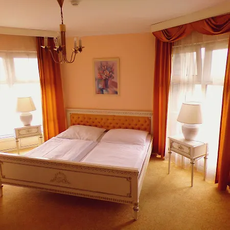 Hotel Monica-3