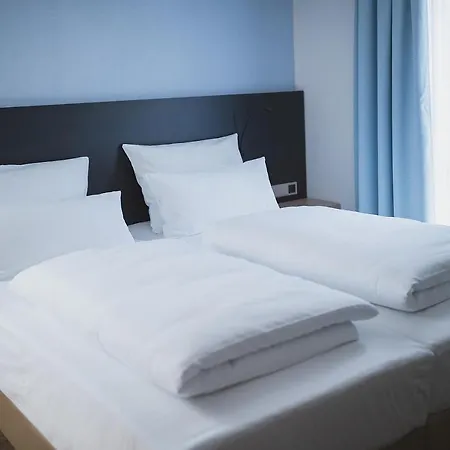 Hotel U7-3