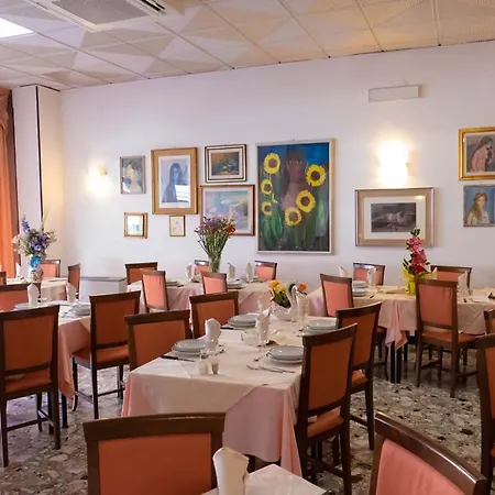 Hotel Fortuna-2