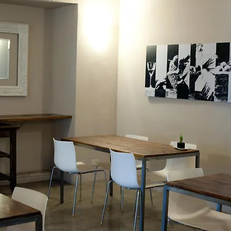 Hotel Italia-2