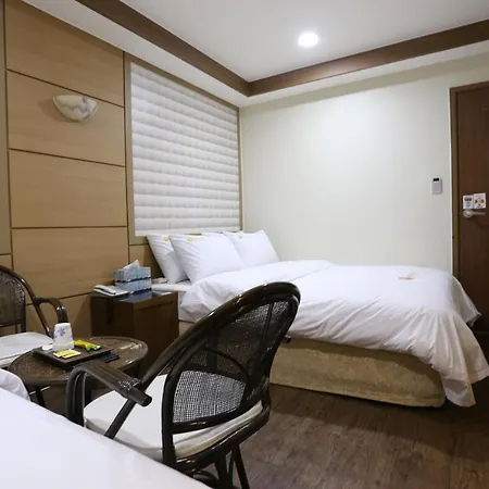 City Park Hotel-3