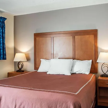 Rodeway Inn & Suites-3