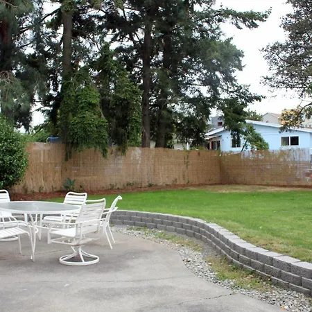 Brighton Retreat-3