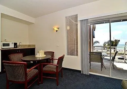 Quality Inn & Suites Oceanview-2
