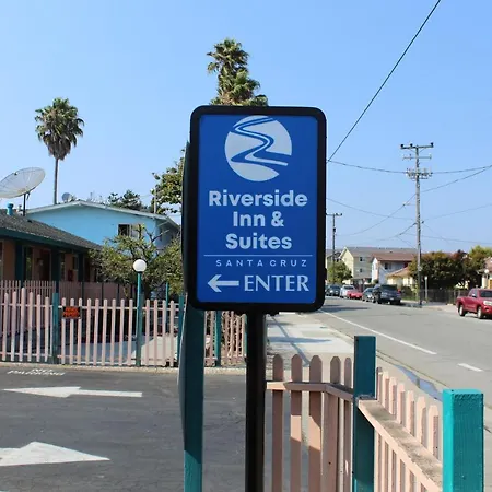 Riverside Inn & Suites Santa Cruz-3