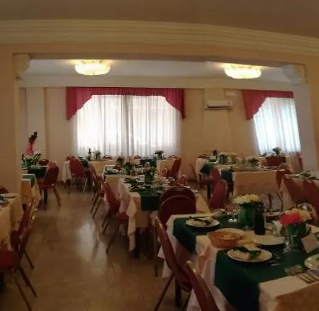 Hotel Universo-2