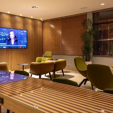 Max Plaza Hotel-2