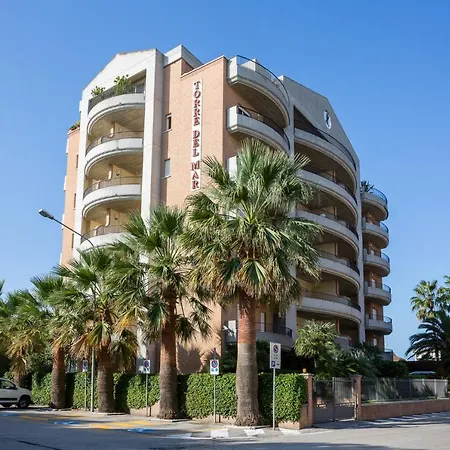 Residence Torre Del Mar-3