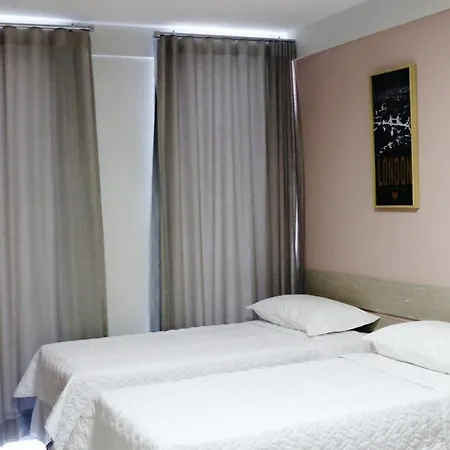 Hotel San Remo-3