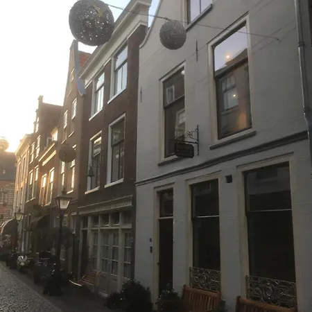 Exlibris Boutique Hotel-2