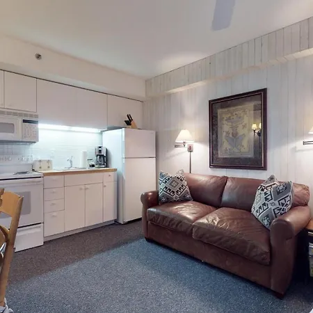 Bridge Street Lodge-2