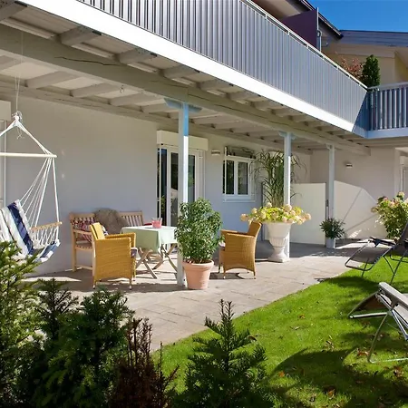 Landhotel Herzberger garni Zimmer&Ferienwohnungen-3