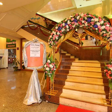 Central Hotel-2