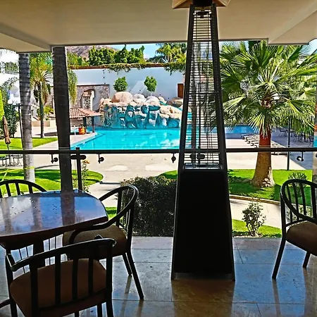 Hotel Gran Plaza & Convention Center-2