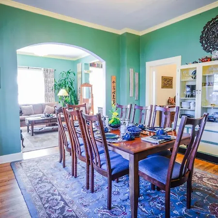 Briar Rose Bed & Breakfast-3