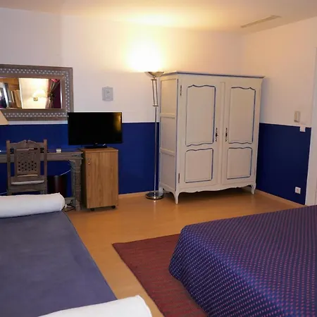Hotel Moderne Et Pigeon-2