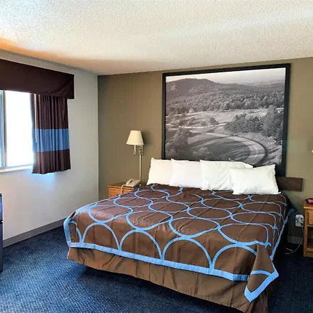 Super 8 By Wyndham Martinsville Va-3