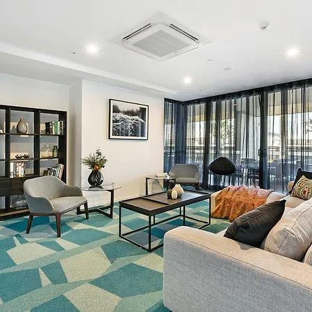 Qube Broadbeach-3