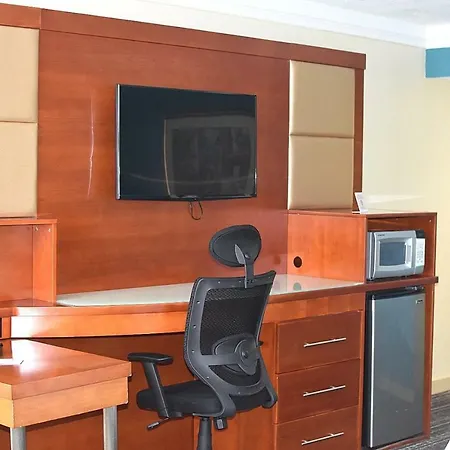 Punta Gorda Waterfront Hotel & Suites-3
