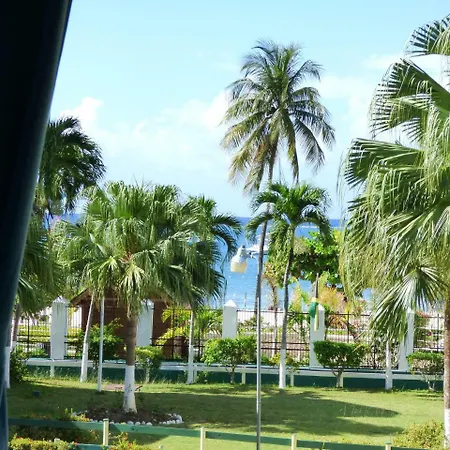 Beach One Bedroom Suite A17-2