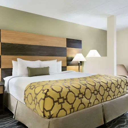 Baymont By Wyndham Florence Cincinnati-3