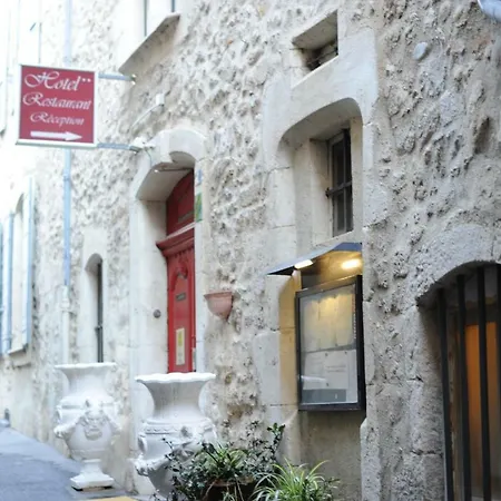 Logis Hotel Le Prieure-3