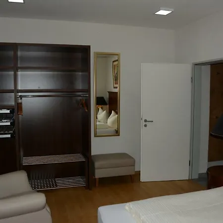 Alpina Home-3