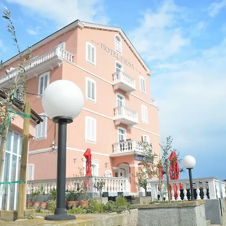 Hotel Fiesa-3