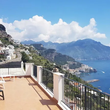 Amalfi Hills-3