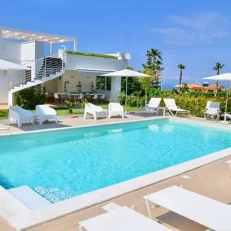 Centurio luxury rooms-2