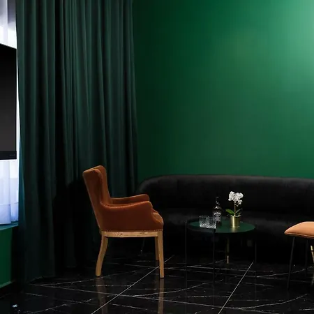 Joseph Hotel TLV-3
