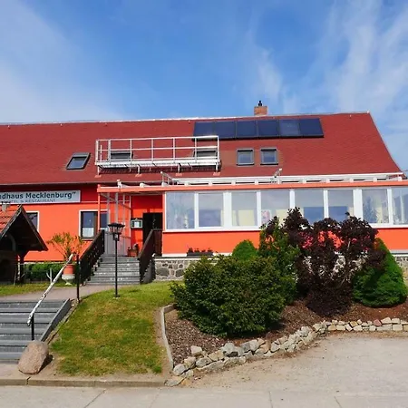Landhaus Mecklenburg-2