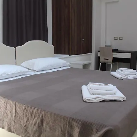 Time Out Aparthotel-3