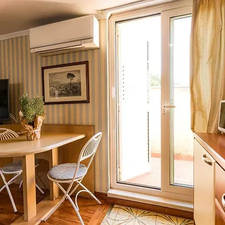 Aurelia Residence San Pietro Aparthotel-3