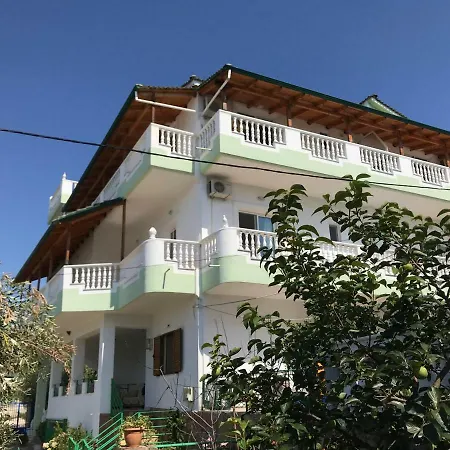Villa Roku-3