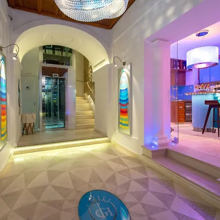Piccolo Grand Hotel-3