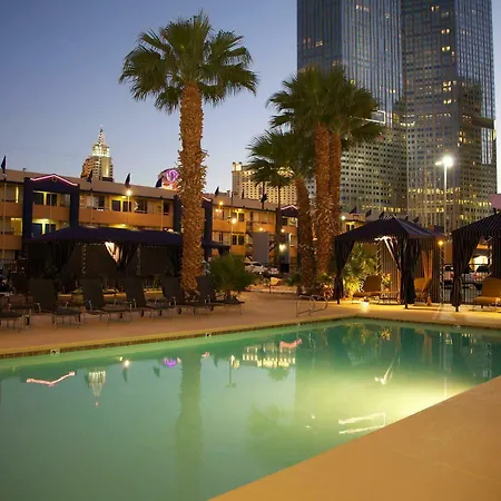 Travelodge By Wyndham Las Vegas Center Strip-2
