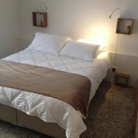 Ida Chambres D'Hotes B&B-3