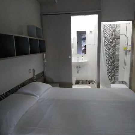 Verona Fiere Rooms-2