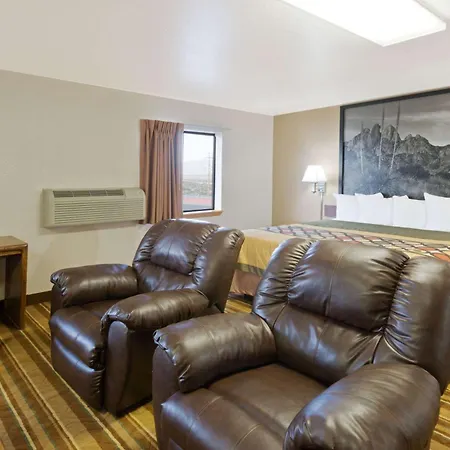 Super 8 By Wyndham Las Cruces/White Sands Area-3