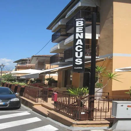 Hotel Benacus-3