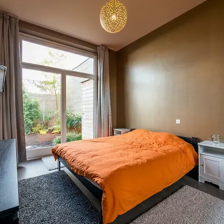Guesthouse De Roode-2