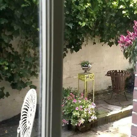 B&B Romantic Rooms Central Haarlem-2