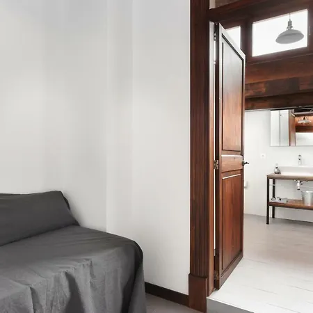 Loft1882-3