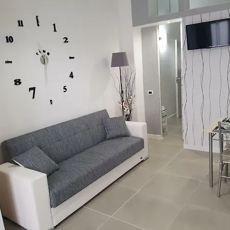 Summer Rooms-2
