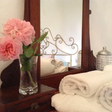 Fiesole In Giardino B&B-2