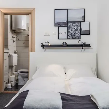 Room Andrea-3