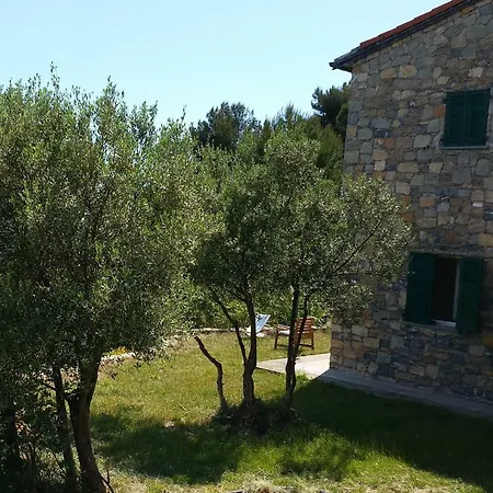 La Martina Portovenere Trekking Cottage-2