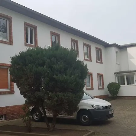 Abc-Monteurzimmer Apartments Pension-2
